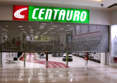 Indústria de portas de enrolar automáticas
